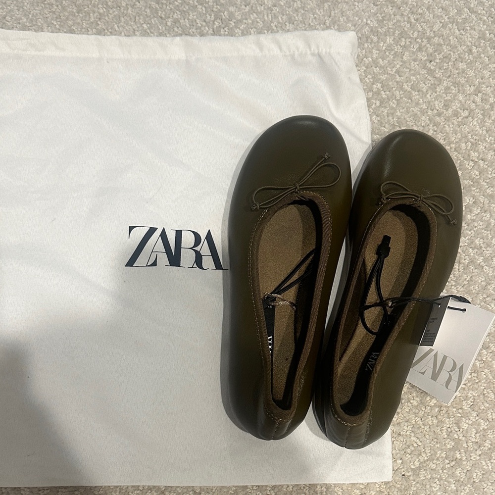 NWT Zara Dark Brown Women's Ballet Flats